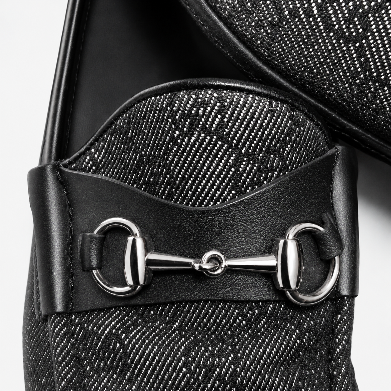Gucci Monogram GG Loafer ★