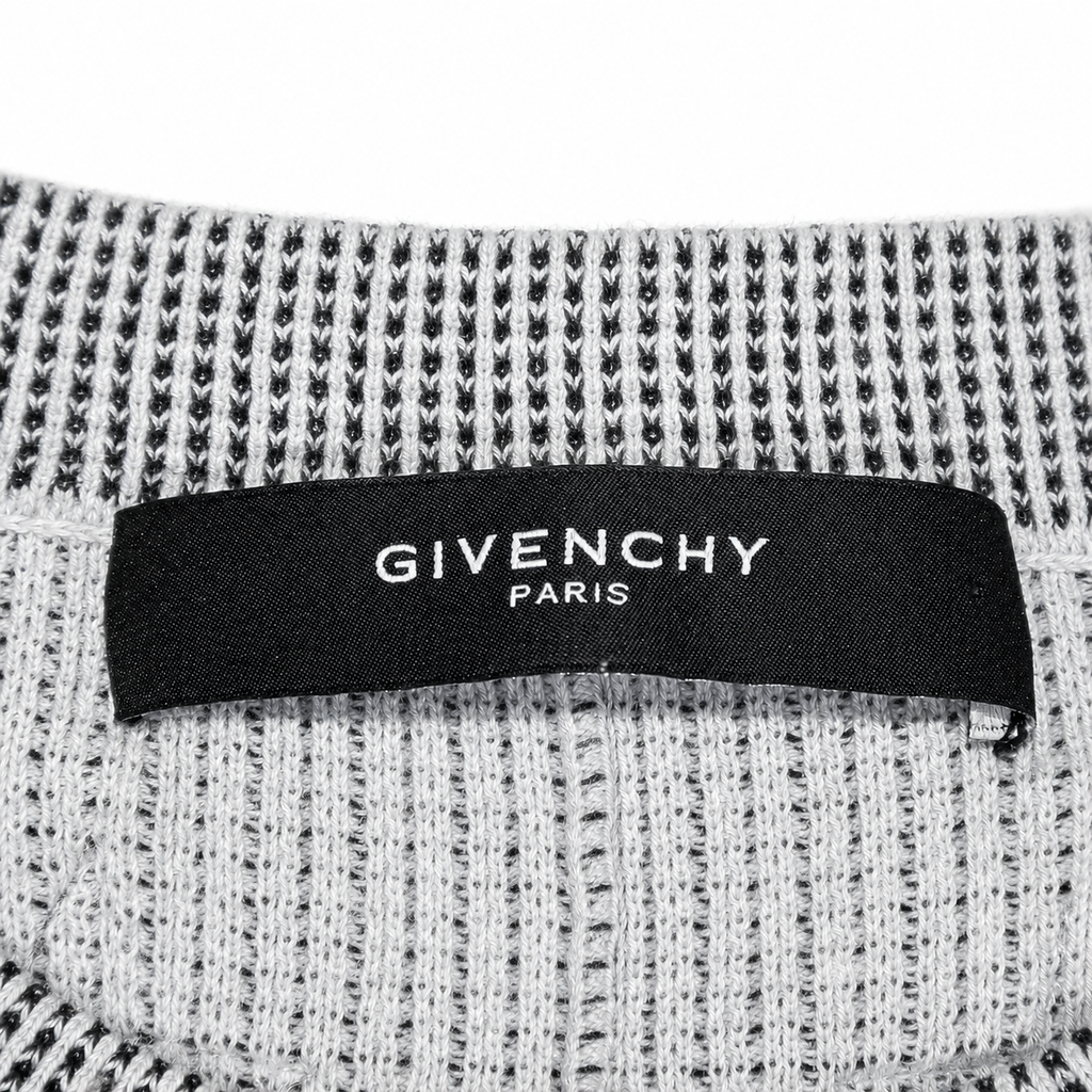 Givenchy Embroidered Star Patch Crewneck ★